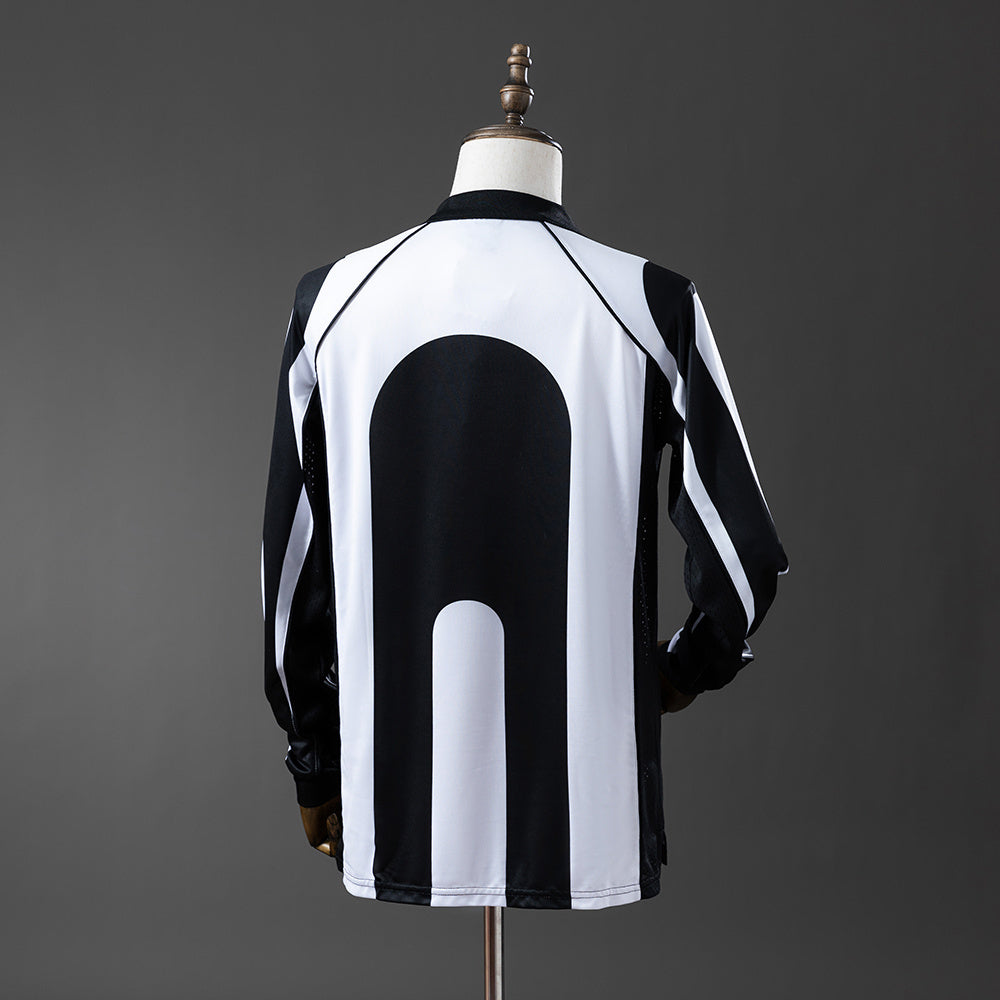 Camisa I Retrô Manga Longa Juventus 97/98 Modelo Torcedor